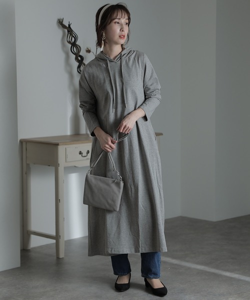 ElegChic(エレグシック)の「ミニ裏毛リラクシングワンピース(ワンピース・レディース・チャコールグレー/杢グレー・L/XXL/4L)」の16枚目の写真