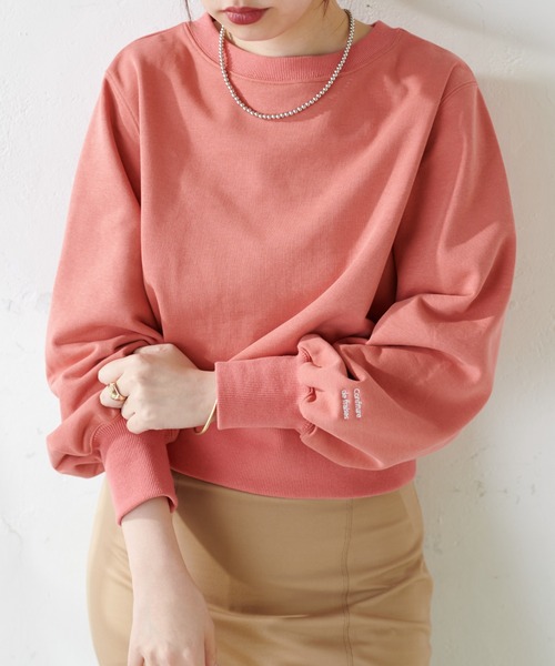 natural couture（ナチュラルクチュール）の「袖口刺繍コンパクト裏毛プルオーバー（Tシャツ/カットソー・レディース・オフホワイト/スミクロ/ライトグレー/レッド・FREE）」の4枚目の写真