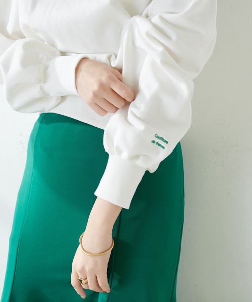 natural couture（ナチュラルクチュール）の「袖口刺繍コンパクト裏毛プルオーバー（Tシャツ/カットソー・レディース・オフホワイト/スミクロ/ライトグレー/レッド・FREE）」の8枚目の写真