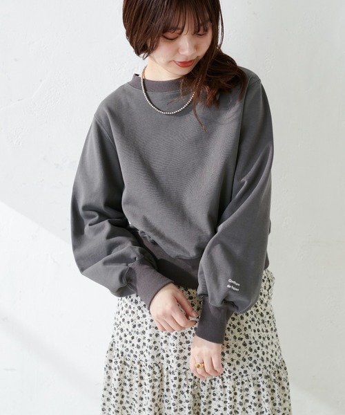 natural couture（ナチュラルクチュール）の「袖口刺繍コンパクト裏毛プルオーバー（Tシャツ/カットソー・レディース・オフホワイト/スミクロ/ライトグレー/レッド・FREE）」の11枚目の写真