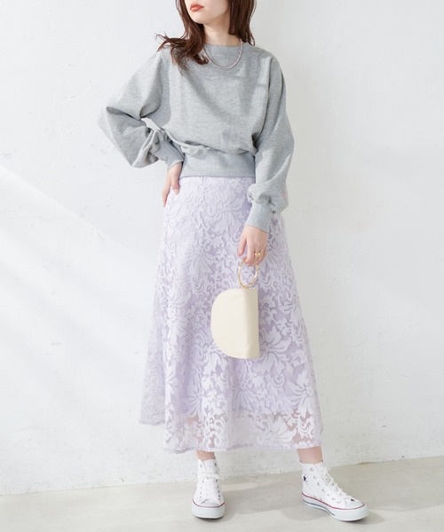 natural couture（ナチュラルクチュール）の「袖口刺繍コンパクト裏毛プルオーバー（Tシャツ/カットソー・レディース・オフホワイト/スミクロ/ライトグレー/レッド・FREE）」の17枚目の写真