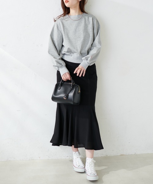 natural couture（ナチュラルクチュール）の「袖口刺繍コンパクト裏毛プルオーバー（Tシャツ/カットソー・レディース・オフホワイト/スミクロ/ライトグレー/レッド・FREE）」の19枚目の写真