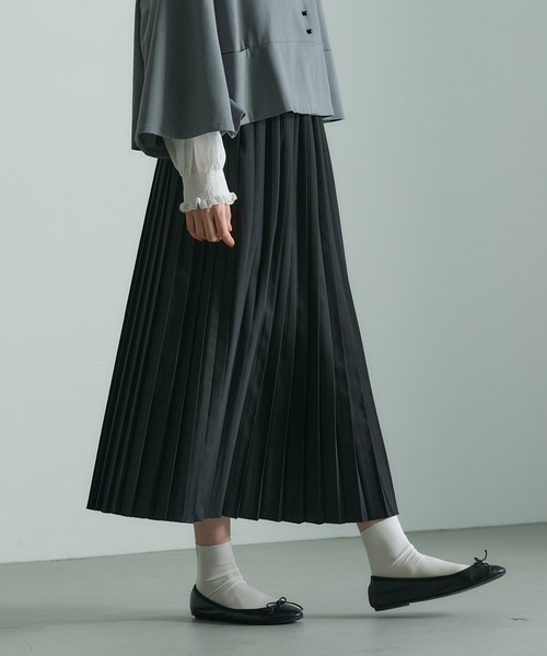 PUAL CE CIN（ピュアルセシン）の「【Du noir】プリーツスカート（スカート・レディース・ブラック/ベージュ/グレー・FREE）」の4枚目の写真