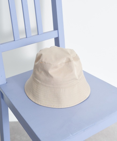 earth music&ecology（アースミュージックアンドエコロジー）の「バケットハット＊（ハット・レディース・ブラック/ベージュ・FREE）」の2枚目の写真