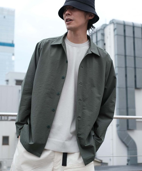 DESCENTE PAUSE(デサントポーズ)の「【デサントPAUSE】ユーティリティシャツ / UTILITY SHIRT 薄手 撥水 ストレッチ(シャツ/ブラウス・メンズ・ブラック/モスグリーン/ベージュ/ホワイト・X-LARGE/SMALL/MEDIUM/LARGE)」の4枚目の写真