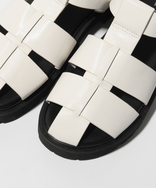 BAYFLOW（ベイフロー）の「グルカサンダル（サンダル・レディース・ブラック/アイボリー・MEDIUM/LARGE）」の16枚目の写真