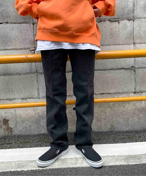 NO NEED(ノーニード)の「スリムフィットブラックデニム(デニムパンツ・メンズ・ブラック・LL/M/L)」の13枚目の写真