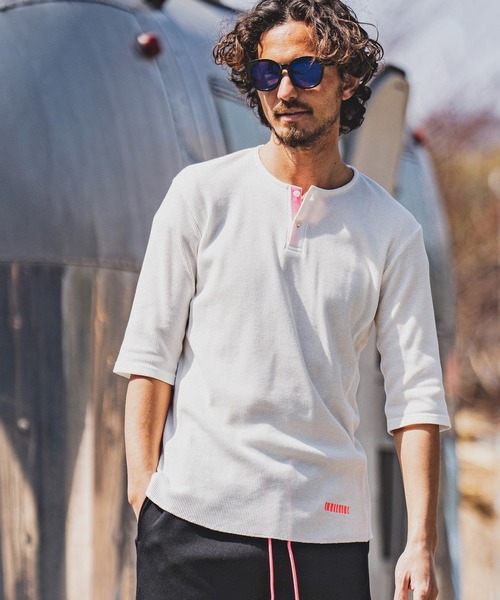 felkod(フィルコッド)の「mt7814- Neon Tape Thermal Half Sleeve Cut sew カットソー(Tシャツ/カットソー・メンズ・グレー×ピンク/ホワイト×ピンク/ブラック×イエロー・S/M/L)」の1枚目の写真