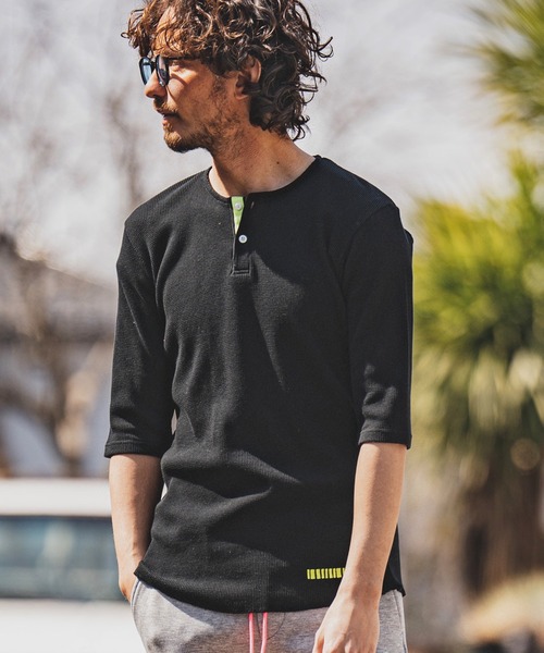 felkod(フィルコッド)の「mt7814- Neon Tape Thermal Half Sleeve Cut sew カットソー(Tシャツ/カットソー・メンズ・グレー×ピンク/ホワイト×ピンク/ブラック×イエロー・S/M/L)」の13枚目の写真