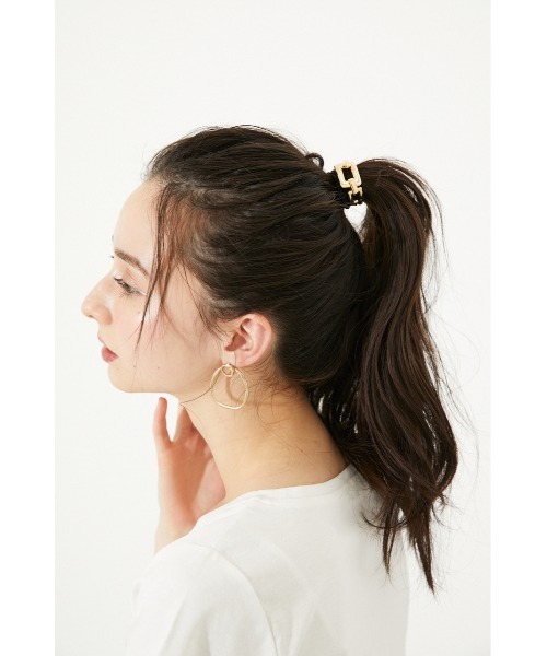 rienda（リエンダ）の「スクエアバックルゴールドヘアーゴム（ヘアゴム・レディース・ゴールド・FREE）」の4枚目の写真