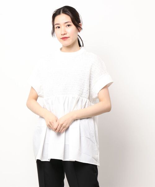 KOBE LETTUCE(コウベレタス)の「胸元シャーリングトップス(シャツ/ブラウス・レディース・ブラック系その他/ブラック/オフホワイト・FREE)」の2枚目の写真