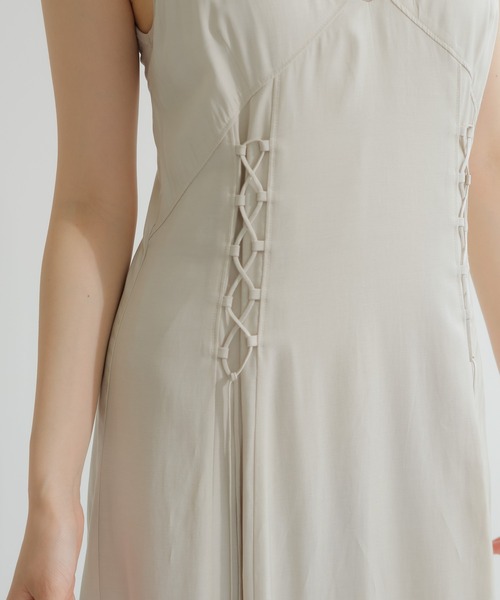 LADYMADE ライトグレー 半袖ワンピース LADYMADE（レディメイド）の「レースアップキャミワンピース