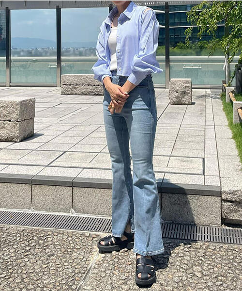 FREE'S MART(フリーズマート)の「【Sシリーズ対応】◇内スリットベルボトムデニムパンツ(デニムパンツ・レディース・ライトインディゴブルー/ワンウォッシュ/ブラック系その他/ホワイト系その他・X-SMALL/SMALL/MEDIUM)」の20枚目の写真