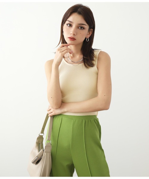 ANAP（アナップ）の「バックリボンニットタンクトップ（タンクトップ・レディース・ライトブルー/ブラック/アイボリー/イエロー×グリーン・FREE）」の5枚目の写真