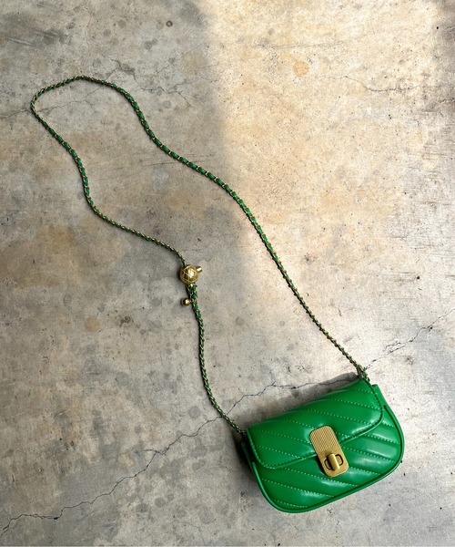 prose verse（プロズヴェール）の「キルティングチェーンバッグ（ショルダーバッグ・レディース・オフホワイト/ブラック/グリーン・ﾌﾘ-）」の9枚目の写真