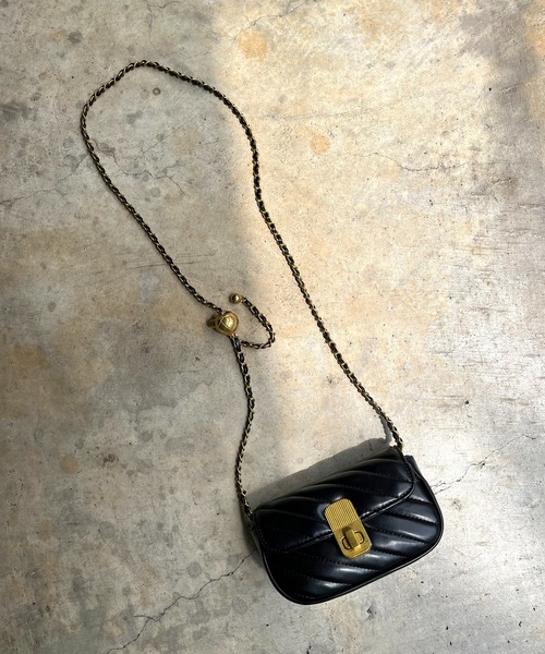 prose verse（プロズヴェール）の「キルティングチェーンバッグ（ショルダーバッグ・レディース・オフホワイト/ブラック/グリーン・ﾌﾘ-）」の7枚目の写真