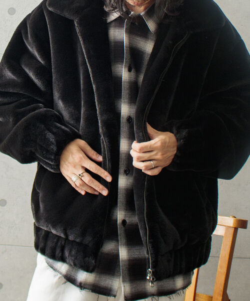 GLOSTER（グロスター）の「【GLOSTER/グロスター】フェイクファーブルゾン ビッグシルエット（その他アウター・メンズ・ブラック/ベージュ/グレー・M/L）」の4枚目の写真