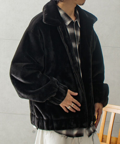 GLOSTER（グロスター）の「【GLOSTER/グロスター】フェイクファーブルゾン ビッグシルエット（その他アウター・メンズ・ブラック/ベージュ/グレー・M/L）」の7枚目の写真