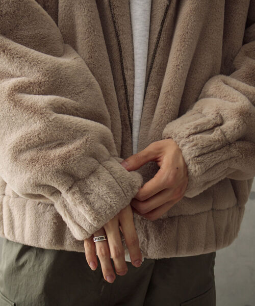 GLOSTER（グロスター）の「【GLOSTER/グロスター】フェイクファーブルゾン ビッグシルエット（その他アウター・メンズ・ブラック/ベージュ/グレー・M/L）」の17枚目の写真