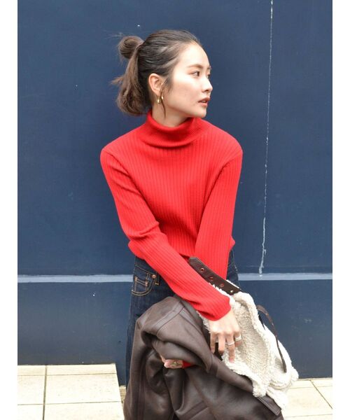 Ungrid（アングリッド）の「ウォッシャブルタートルニット（ニット/セーター・レディース・チャコールグレー/アイボリー/ヘザーグレー/グリーン/ブルー/オレンジ/レッド/ブラック・FREE）」の16枚目の写真