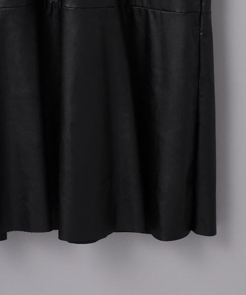 SACRA（サクラ）の「＜SACRA＞フェイクレザー ジャンパースカート