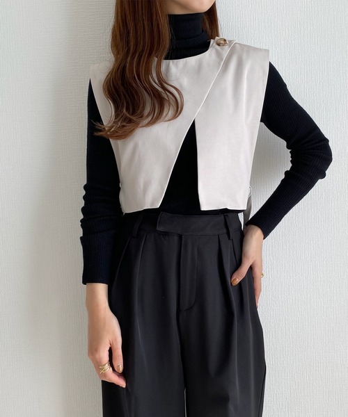 callautia(カラウティア)の「サイドベルトショートベスト(ベスト・レディース・ダークグリーン/ベージュ/ブラック/ブラウン/グレー系その他/チャコール・SMALL/MEDIUM/LARGE)」の22枚目の写真