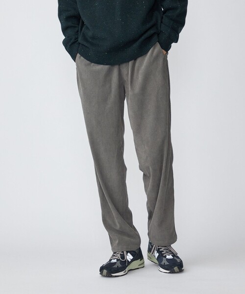 MACOBER(マコバ)の「*【SHIPS別注】IRMAC de MACOBER: ストレートシルエット ソフト コーデュロイ イージー パンツ(その他パンツ・メンズ・ブラウン/ダークグレー/グレー系その他/オリーブ・MEDIUM/LARGE/SMALL)」の3枚目の写真
