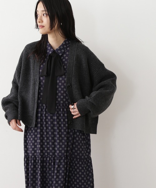 N.（N. Natural Beauty Basic）（エヌエヌナチュラルビューティーベーシック）の「◆ウール混ショートカーディガン（カーディガン/ボレロ・レディース・オフホワイト/ピンク/グリーン/チャコール・MEDIUM）」の3枚目の写真