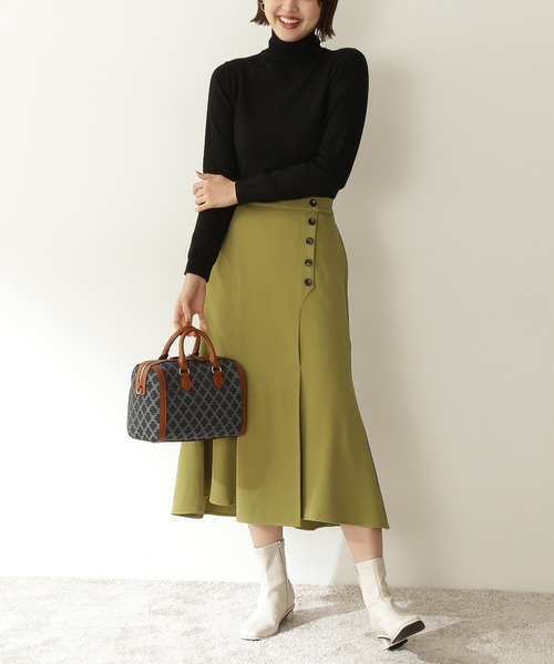 N.（N. Natural Beauty Basic）（エヌエヌナチュラルビューティーベーシック）の「サイドボタンマーメイドスカート（スカート・レディース・ホワイト/オレンジ/グリーン系その他・MEDIUM）」の4枚目の写真