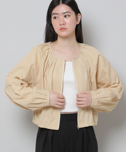 ALAND(エーランド)の「3.3Field Trip/PIN TUCK ZIP-UP 2275894(ノーカラージャケット・レディース・ブラック/ベージュ・FREE)」の2枚目の写真
