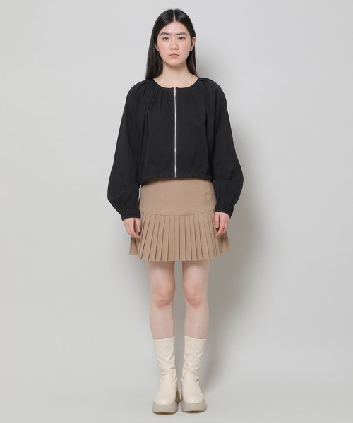 ALAND(エーランド)の「3.3Field Trip/PIN TUCK ZIP-UP 2275894(ノーカラージャケット・レディース・ブラック/ベージュ・FREE)」の10枚目の写真