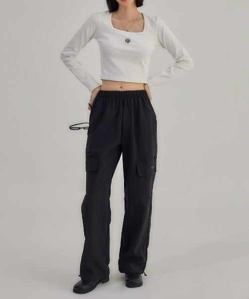 muahmuah（ムーアムーア）の「A'GEM/9 × .kom『muah muah/ムーアムーア』BALLOON FIT WIDE CARGO BANDING PANTS/バルーンフィットワイドカーゴパンツ（カーゴパンツ・レディース・ブラック/カーキ・FREE）」の5枚目の写真