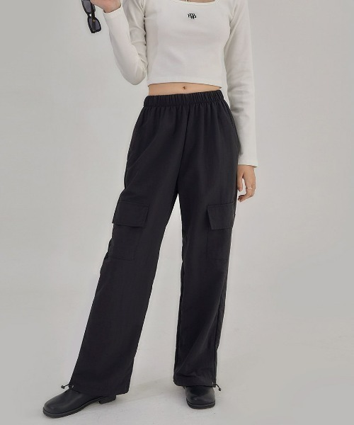 muahmuah（ムーアムーア）の「A'GEM/9 × .kom『muah muah/ムーアムーア』BALLOON FIT WIDE CARGO BANDING PANTS/バルーンフィットワイドカーゴパンツ（カーゴパンツ・レディース・ブラック/カーキ・FREE）」の16枚目の写真