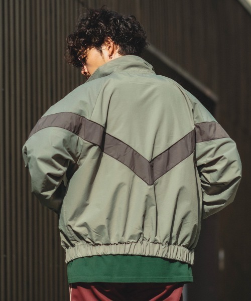 improves（インプローブス）の「ナイロン ミリタリー トレーニングブルゾン（ナイロンジャケット・メンズ・グレー/ブラック/ネイビー・LARGE/MEDIUM）」の11枚目の写真