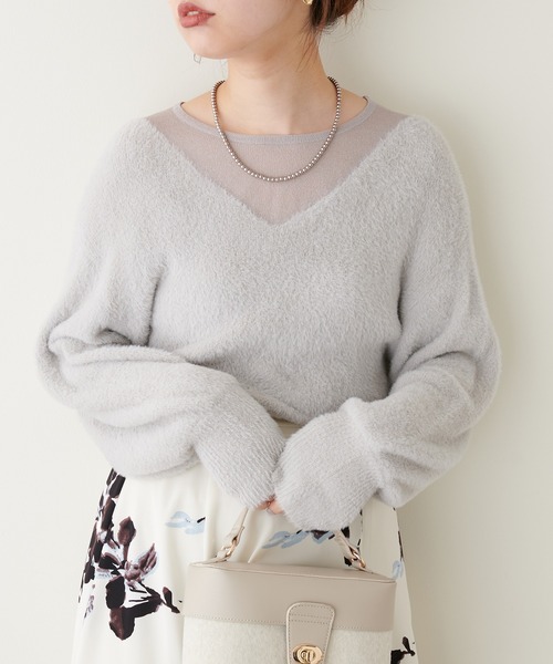 natural couture(ナチュラルクチュール)の「ふわふわシャギー×シアーニット(ニット/セーター・レディース・オフホワイト/ピンク/グレー/ブラウン/ベージュ・FREE)」の4枚目の写真