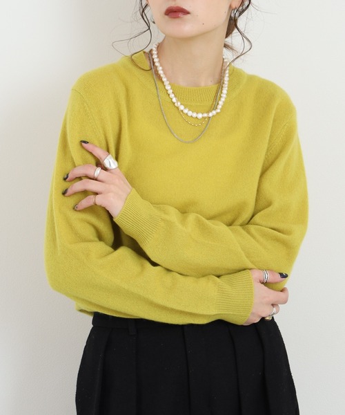 BRODIAEA（ブローディア）の「BRODIAEA 洗えるカシミヤシリーズ クルーネックニット（ニット/セーター・レディース・チャコールグレー/ブラック/サンドベージュ/ライム/チェリーピンク/ボルドー/ラベンダー/ライトピンク/バイオレット/コバルトブルー/オフホワイト/サックスブルー/モカ/エメラルド/シルバーグレー/ライラック/アクア/チェリーレッド/ピンクベージュ/ローズ/イエロー・40）」の15枚目の写真