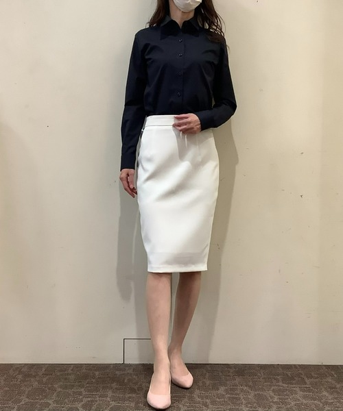 TOKYO SHIRTS（トウキョウシャツ）の「形態安定ノーアイロン レギュラー衿 長袖ビジネスワイシャツ（ビジネスシャツ・レディース・ブラック・XS/S/M/L/LL/XL）」の7枚目の写真