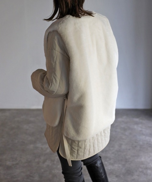 Bonjour Sagan（ボンジュールサガン）の「【2022 新作】ファーベスト×キルティングコート（ノーカラーコート・レディース・アイボリー/モカ・FREE）」の6枚目の写真