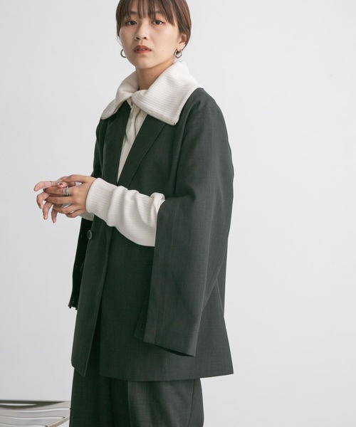 KBF（ケイビーエフ）の「スリットスリーブダブルジャケット（その他アウター・レディース・チャコールグレー/ブラウン系その他・ONE）」の4枚目の写真