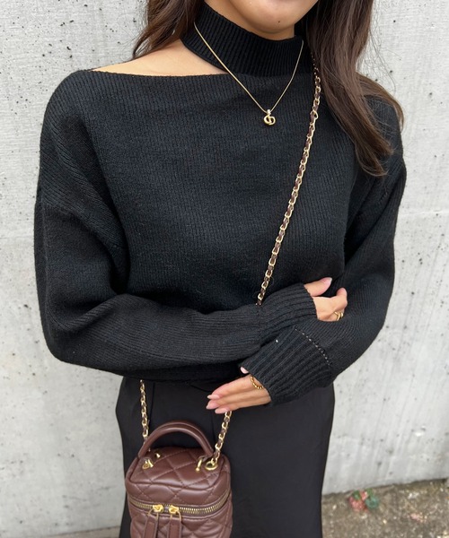 Lamoa（ラモア）の「Lamoa/ショルダーカット ボリュームスリーブ ニット（ニット/セーター・レディース・アイボリー/ブラック/グレー/ブラウン・FREE）」の14枚目の写真