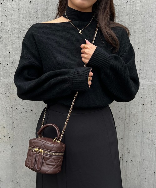 Lamoa（ラモア）の「Lamoa/ショルダーカット ボリュームスリーブ ニット（ニット/セーター・レディース・アイボリー/ブラック/グレー/ブラウン・FREE）」の16枚目の写真