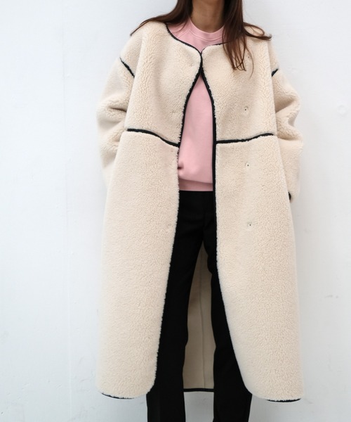 akte ロングボアコート　ホワイト AKTE（アクテ）の「トリミングロングボアコート（ノーカラー