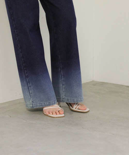 select MOCA(セレクトモカ)の「クロスウエストグラデーションデニム(デニムパンツ・レディース・ダークインディゴブルー/ブラック・SMALL/MEDIUM)」の17枚目の写真