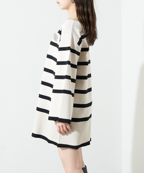 Chico(チコ)の「ブローチ付ボーダーニットミニワンピース(ワンピース・レディース・アイボリー/ブルー/ピンク/ブラック・FREE)」の12枚目の写真