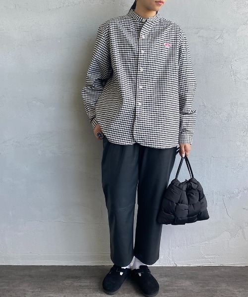 DANTON（ダントン）の「[DANTON/ダントン] バンドカラー オックスフォードシャツ（シャツ/ブラウス・レディース・ブラック/ネイビー・38/36/34）」の4枚目の写真