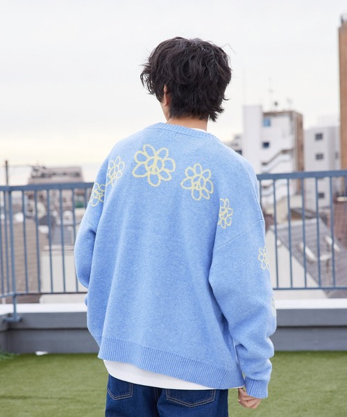 re_k by JUNRED（レクバイジュンレッド）の「re_k by JUNRED / ピースデイジージャガードニットカーディガン（カーディガン/ボレロ・メンズ・チャコールグレー/ライトグレー/サックスブルー・S/M/L）」の22枚目の写真