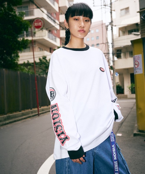 VISION STREET WEAR（ヴィジョンストリートウェア）の「VISION STREET WEAR/ヴィジョンストリートウエア オーバーサイズ バックプリント ワンポイント刺繍 袖ロゴ フェイクレイヤード ロンＴ メンズ レディース（Tシャツ/カットソー・レディース・ブラック/グレー系その他/ブラック系その他2/ホワイト系その他2/ブラック系その他/グレー/グリーン系その他/グレー系その他2/ホワイト系その他/ホワイト・M/L/LL）」の3枚目の写真