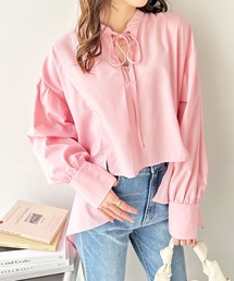 イレギュラーヘムスキッパーネックシャツ
