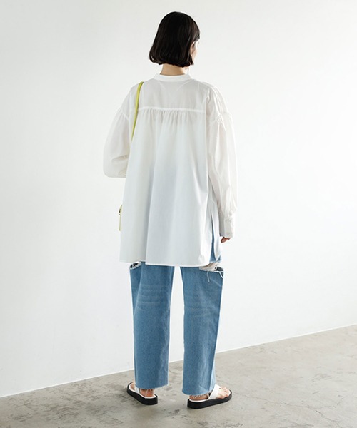GeeRA(ジーラ)の「イレギュラーヘムスキッパーネックシャツ(シャツ/ブラウス・レディース・ピンク/ホワイト/ブラック・LARGE/MEDIUM)」の19枚目の写真