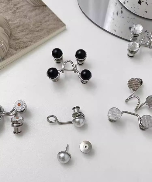 LAC-VERT（ラック・ヴェール）の「ウエスト調整バックル/クリップ2個セット（ベルト・レディース・ホワイト/シルバー/ゴールド/その他1/その他2・FREE）」の13枚目の写真